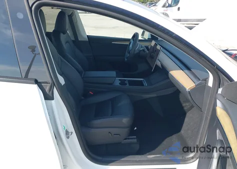 2023 Tesla Model Y Awd/Long Range Dual Motor All-Wheel Drive from USA, damaged, VIN 7SAYGDEE3PA080819